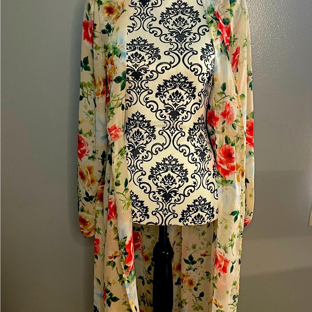 Peach Love Of California Kimono